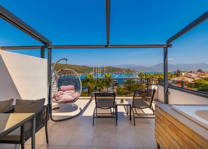 Nakas Suites